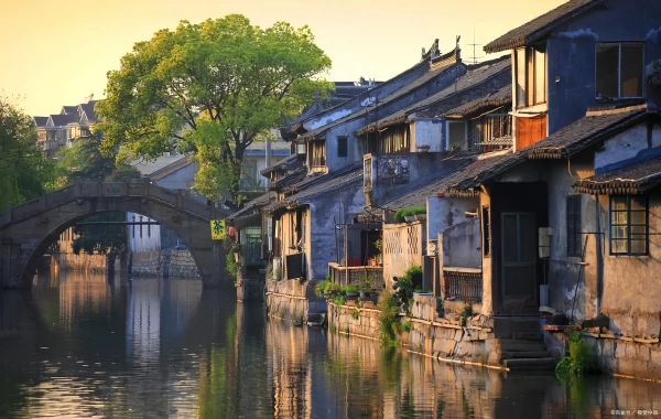 Zhujiajiao Ancient Town: A Leisurely Journey from a Thousand-year-old canal transportation Hub to the living room of Shanghai's water towns