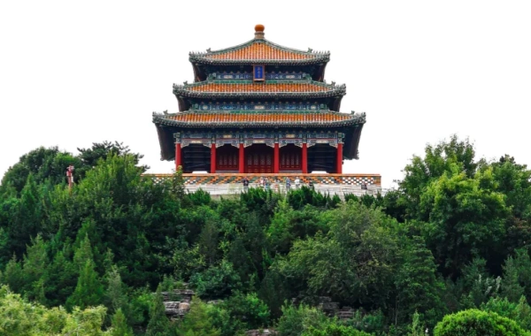 Parque Jingshan: El eje central de la vena de dragón con vistas a la cumbre de la Ciudad Prohibida