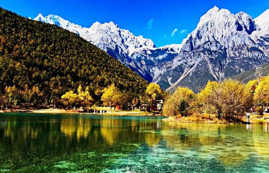 Lijiang Blue Moon Val: Sapphire Fallen to the Human World and Pure Poem of Snow Mountain Divine Realm-4