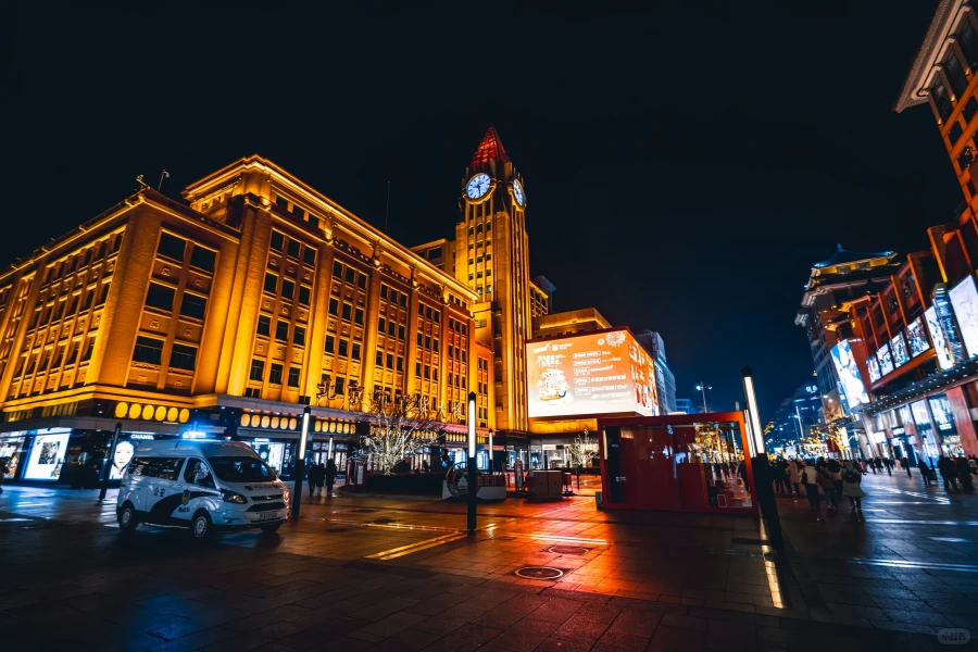 Wangfujing: A Commercial Heartbeat Journey through a Street and an Ancient Capital-3