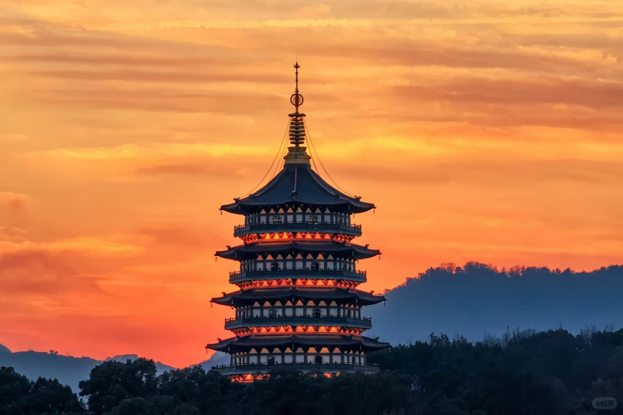 Leifeng Pagoda: un viaggio leggendario da un'antica Pagoda Demon-Suppressing ad una gloriosa rinascita-3