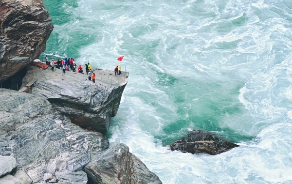 Tiger Leaping Gorge: An Epic Canyon from Roaring on the Jinsha River to a Hiking Paradise-4