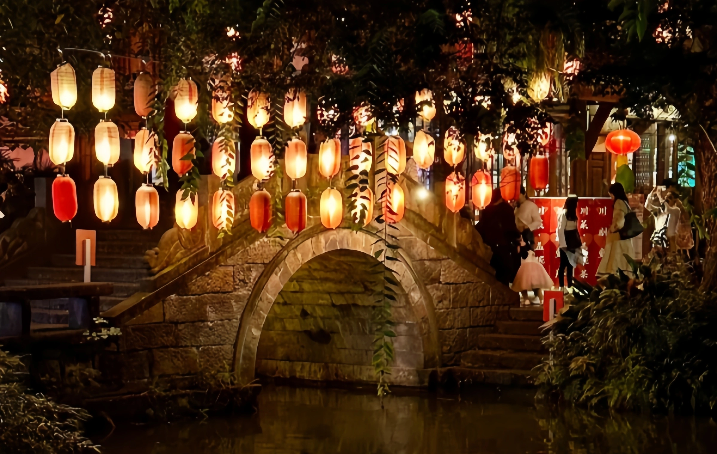 Jinli Ancient Street: Millennium Fireworks of the First Street of Western Shu and the Lingering Charm of Shu Han-2