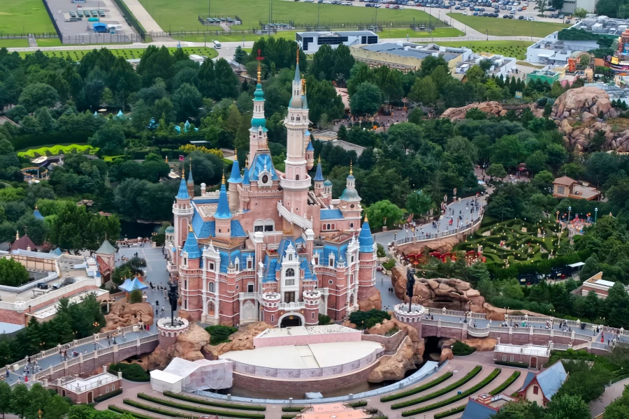 Shanghai Disneyland: Un viaggio magico dalle fiabe ad una vera e propria terra delle meraviglie
