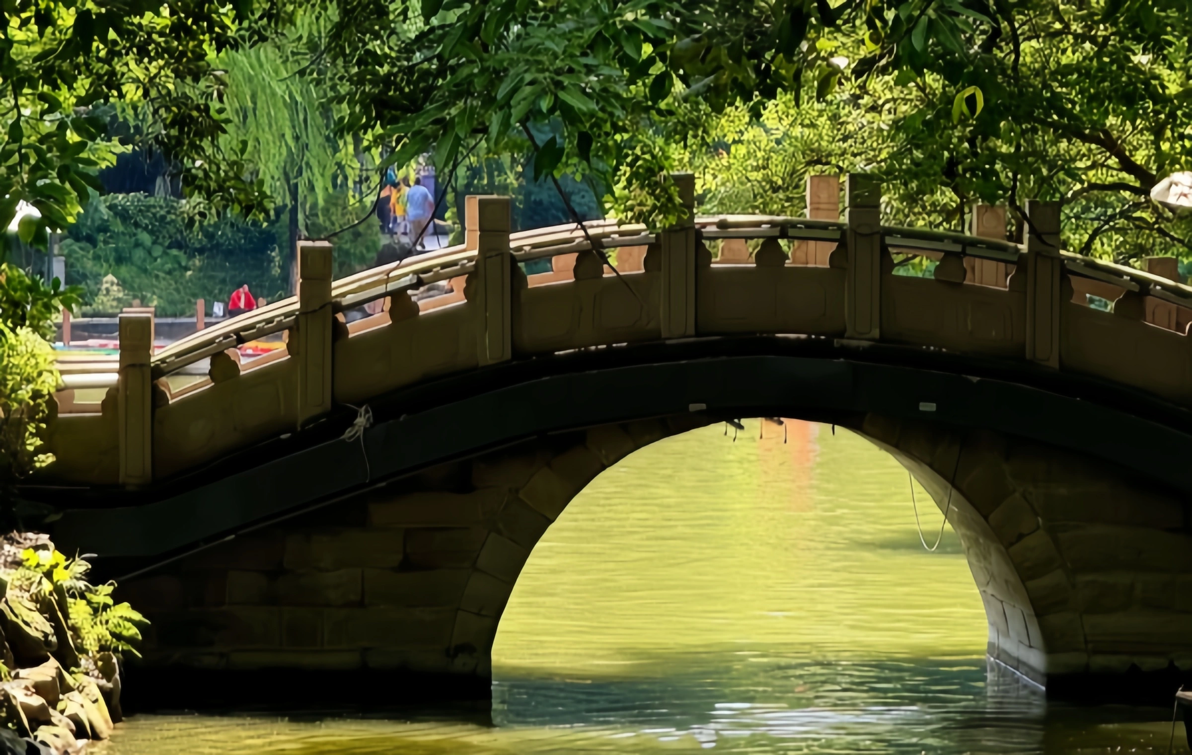 Chengdu People's Park: A Century of Time Record from the Imperial Old Garden to the Living Room in the City-3