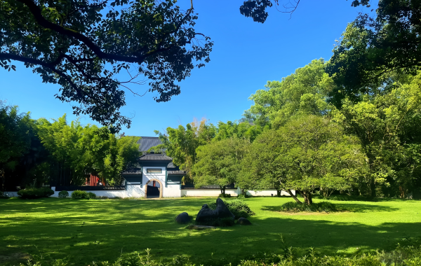 Дворец Уи: Священный храм культуры Уи, где тысячелетний даосский храм переплетается с улицей династии Сун