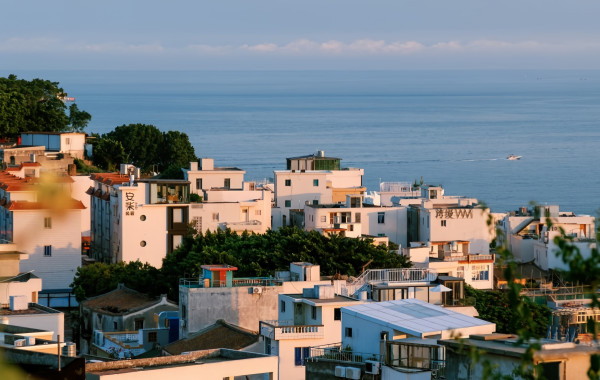 東山島:バーレン・サンディ・アイランドから「東シナ海のオアシス」へ