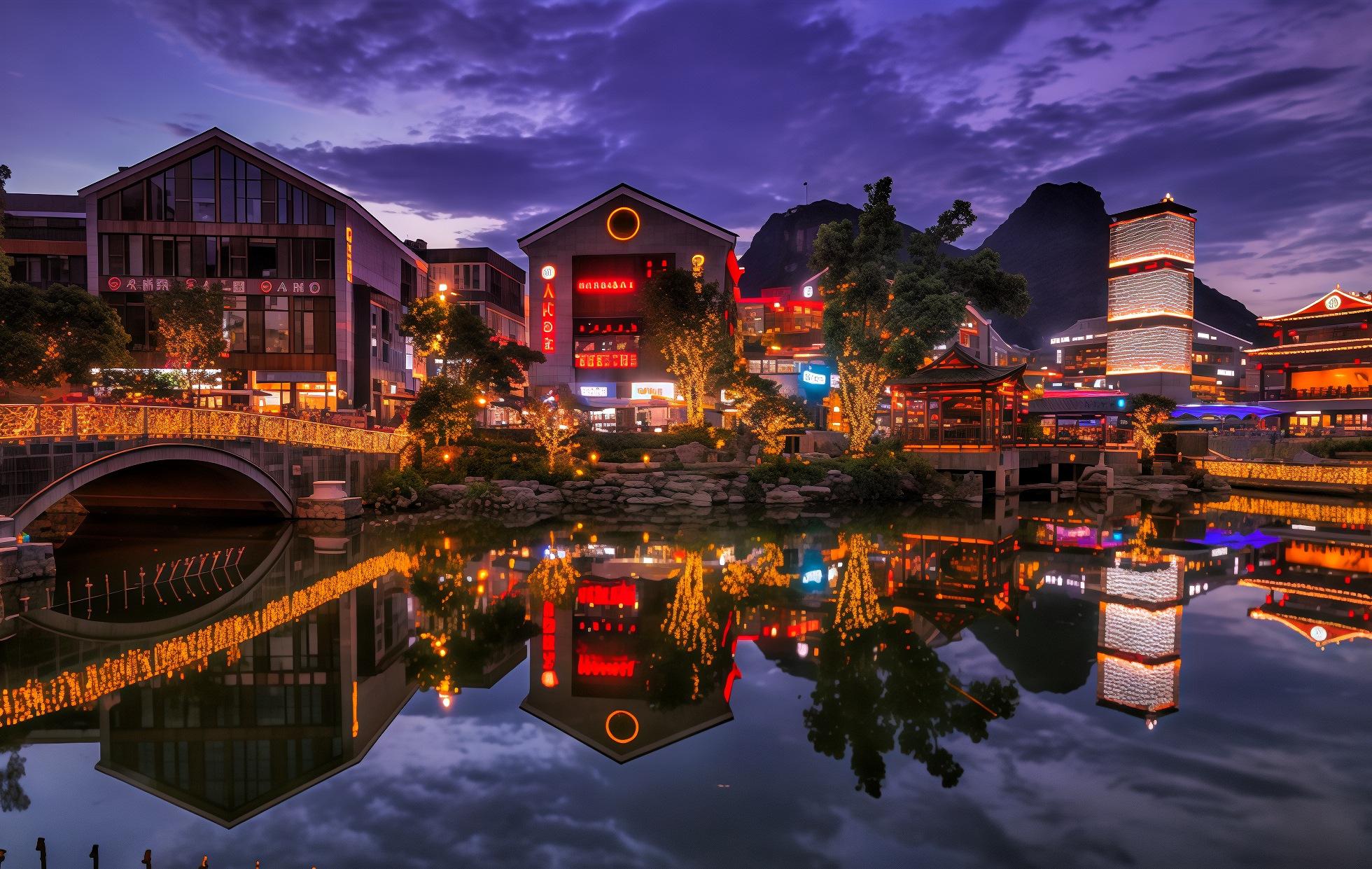 Yangshuo West Street: The Crossroads of the 