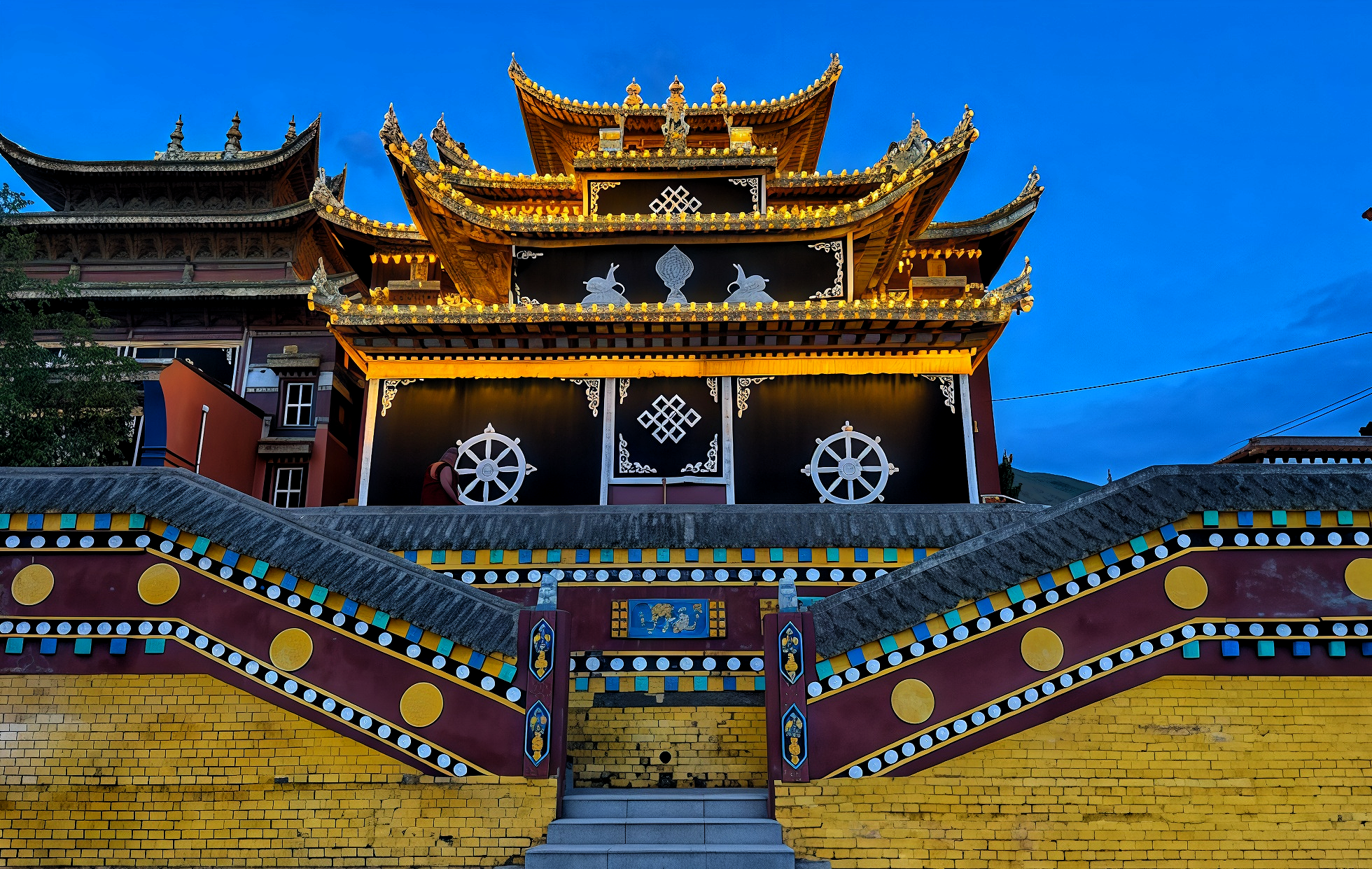 Ребгонг: тысячелетнее паломничество в Золотую долину-2