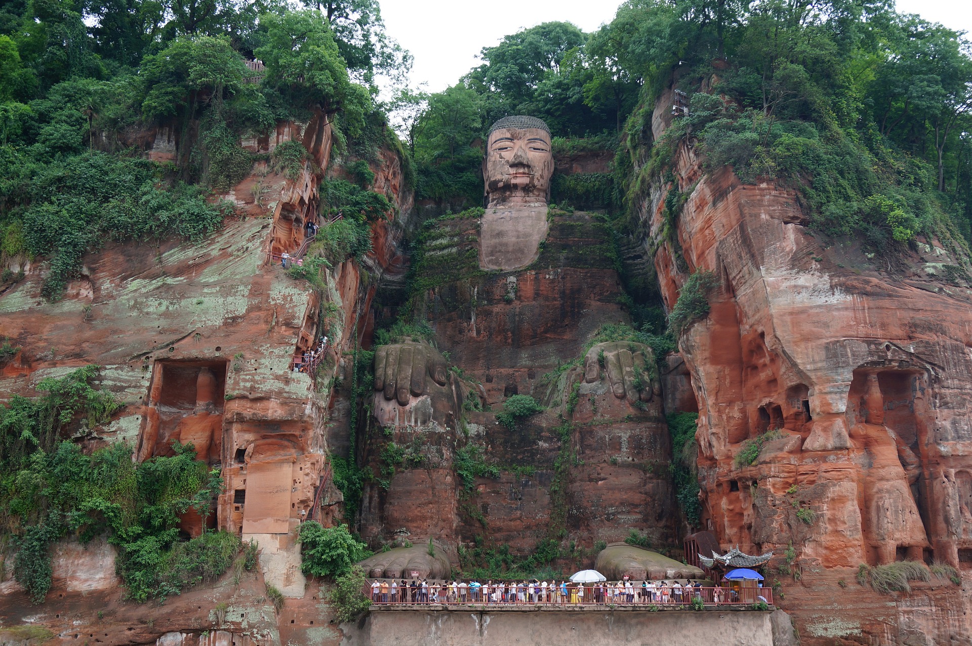 Day 1: Chengdu-Leshan