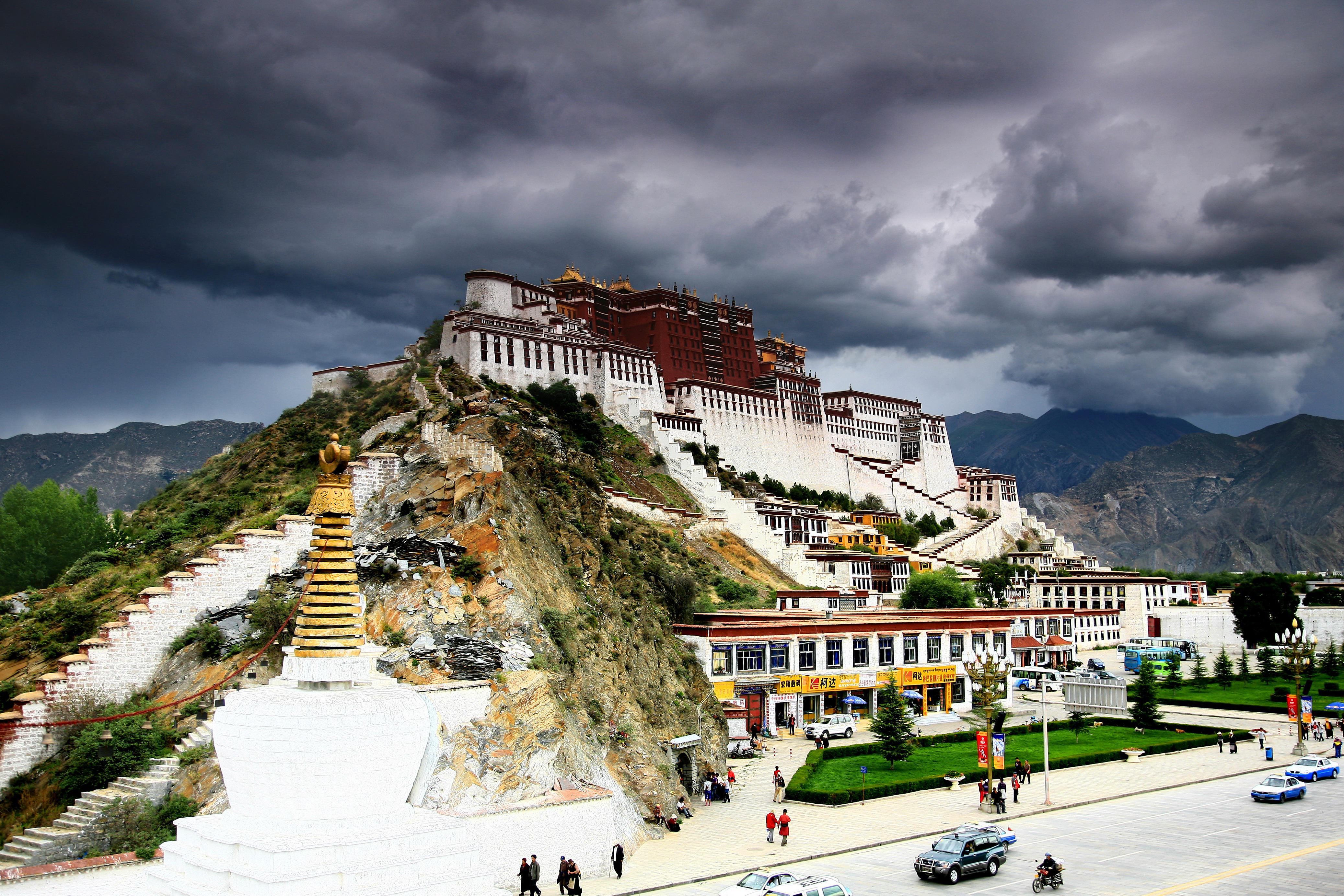 Day 3: Lhasa