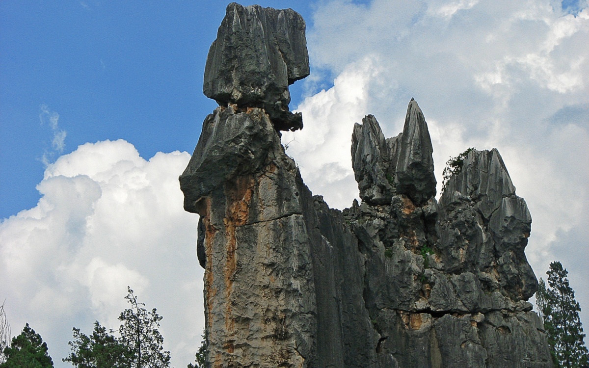Day 2: Stone Forest & Kunming Old Street