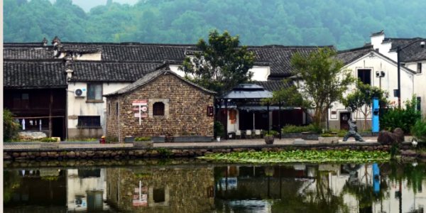 Longmen Ancient Town.png