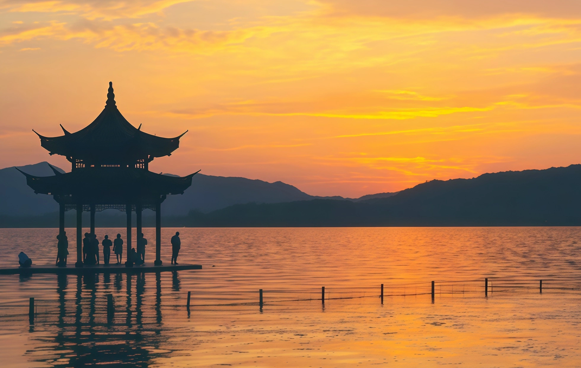 Hangzhou for Lovers: A Romantic Escape of Timeless Beauty, Intimate Moments & Enchanting Memories