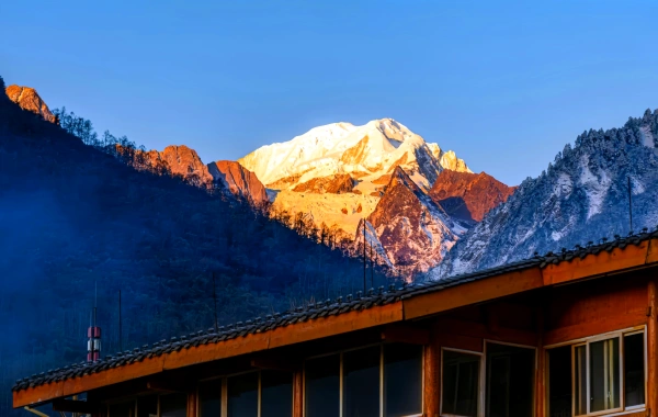 Hailuogou Glacier Park